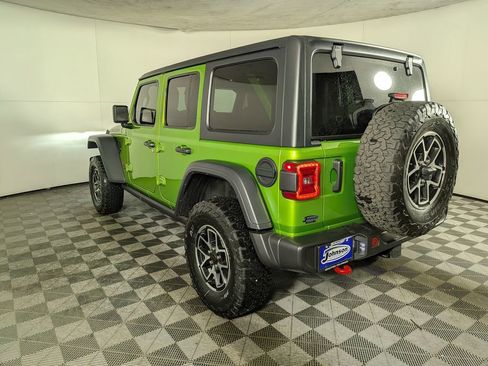 Used 2025 Jeep Wrangler Unlimited Rubicon image 4