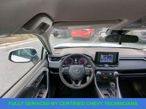 Used 2022 Toyota RAV4 LE image 40