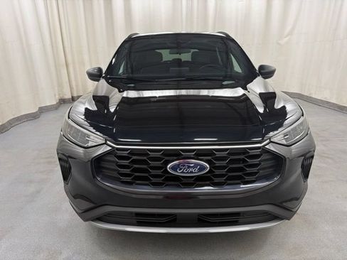 Used 2025 Ford Escape ST-Line AWD/4WD image 8