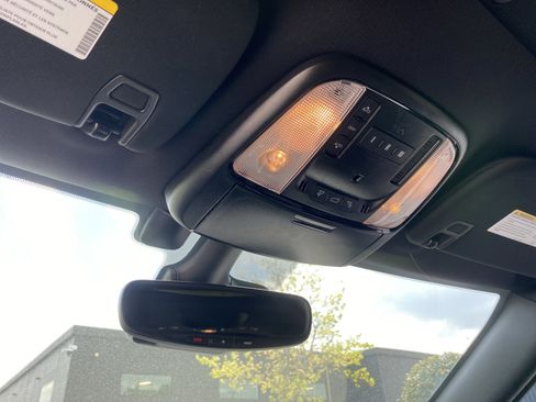 Used 2025 Dodge Durango R/T image 22