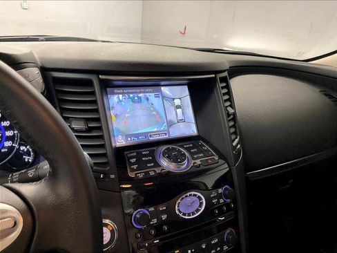 Used 2015 INFINITI QX70 AWD w/ Premium Package image 21