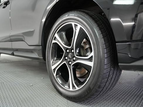 Used 2019 Ford Edge ST w/ Convenience Package image 69