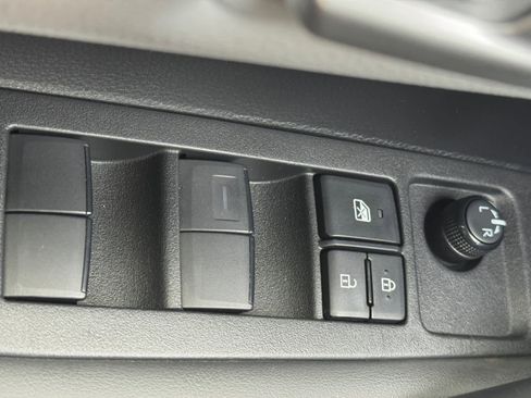 Certified 2024 Toyota Corolla SE image 15