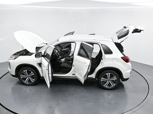 Used 2020 Mitsubishi Outlander Sport SE image 37