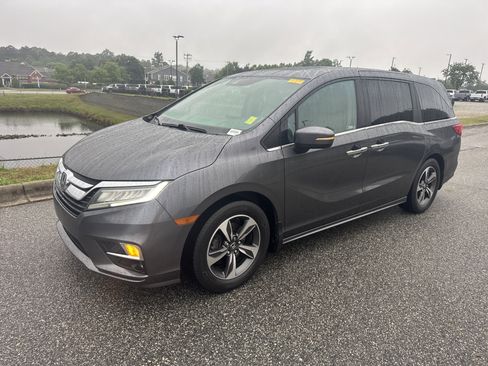 Used 2020 Honda Odyssey Touring image 5