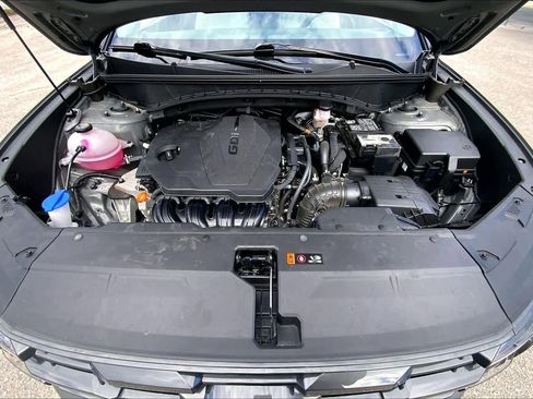 Used 2025 Hyundai Tucson SE FWD image 32