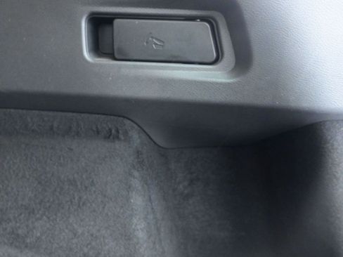 Used 2021 Nissan Rogue Platinum image 28