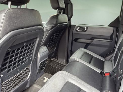 Used 2024 Ford Bronco Big Bend image 15