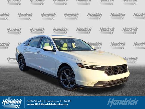 Used 2023 Honda Accord EX image 1