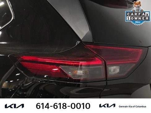 Used 2023 Nissan Rogue S AWD/4WD image 16