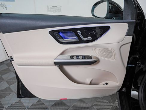 Certified 2026 Mercedes-Benz GLC 300 image 22