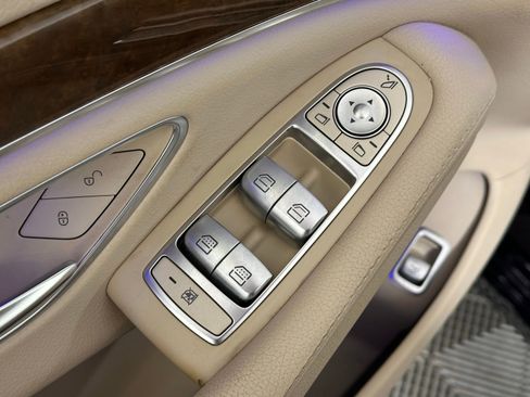 Used 2016 Mercedes-Benz S 550 Sedan image 35