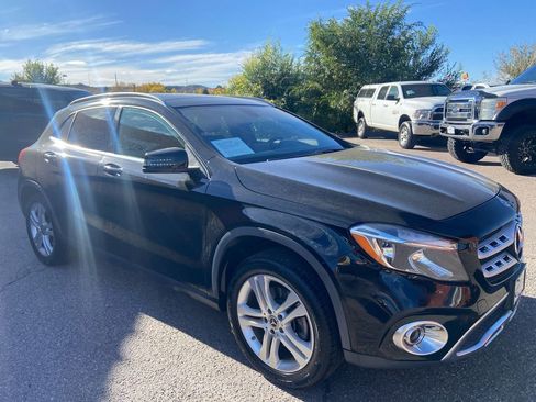 Used 2019 Mercedes-Benz GLA 250 4MATIC image 3