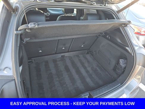 Used 2021 Mercedes-Benz GLA 250 4MATIC w/ Premium Package image 9