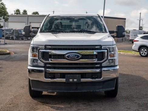 Used 2022 Ford F250 XLT image 2