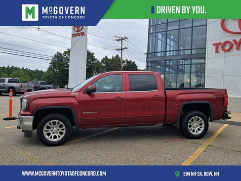 Used 2018 GMC Sierra 1500 SLE w/ SLE Value Package AWD/4WD image 2