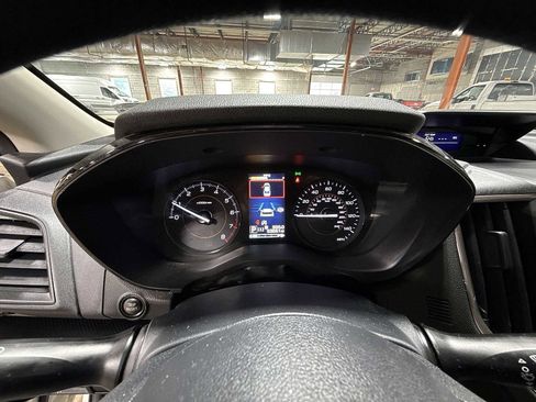 Used 2021 Subaru Crosstrek 2.0i AWD/4WD image 30