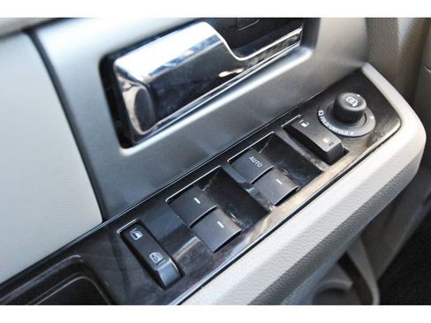 Used 2012 Ford Expedition EL Limited image 22