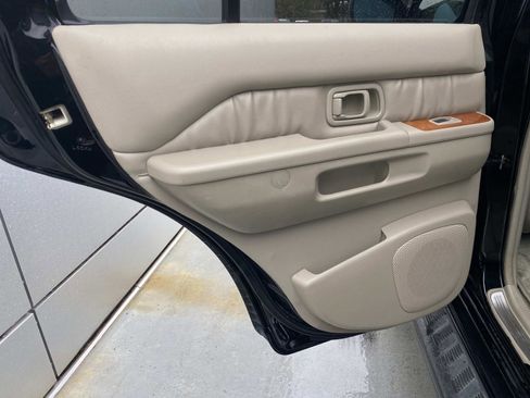 Used 2002 INFINITI QX4 2WD image 11