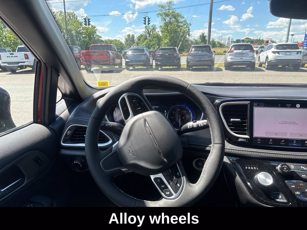 New 2027 Chrysler Pacifica Select FWD image 25