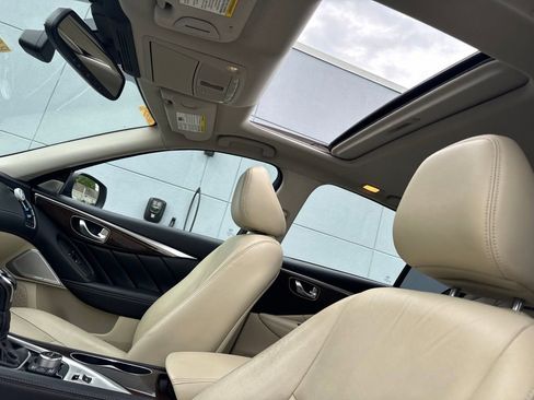 Used 2018 INFINITI Q50 Luxe w/ Sensory Package (Luxe) RWD image 14