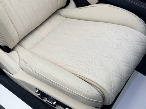 New 2026 Bentley Continental GTC AWD/4WD image 40