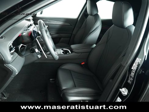 New 2025 Maserati Grecale Modena AWD/4WD image 24