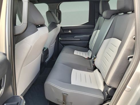 Certified 2025 Toyota Tacoma TRD Sport image 10