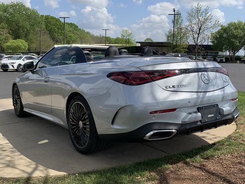 Used 2025 Mercedes-Benz CLE 300 4MATIC Cabriolet image 30