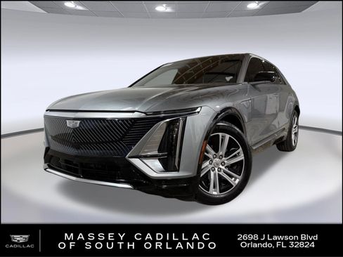 Certified 2024 Cadillac Lyriq Tech AWD/4WD image 1