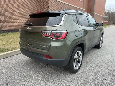 Used 2018 Jeep Compass Limited image 14