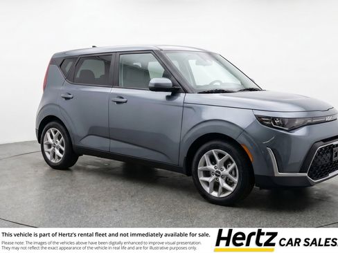 Used 2025 Kia Soul LX w/ LX Technology Package FWD image 1