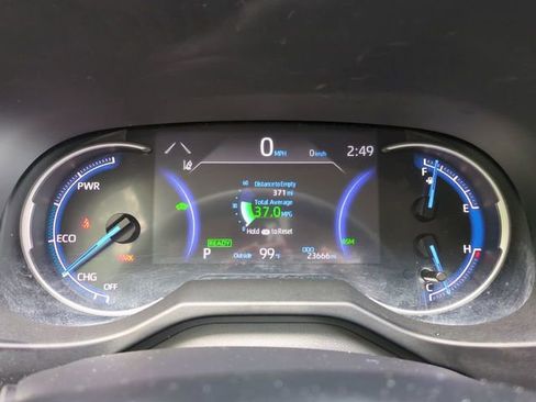 Used 2025 Toyota RAV4 XLE image 25