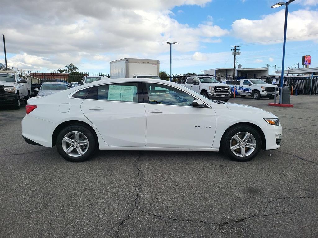 Certified 2024 Chevrolet Malibu LT FWD image 28