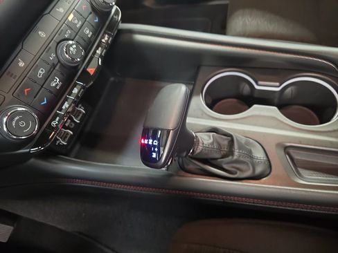 Used 2025 Dodge Durango GT image 23