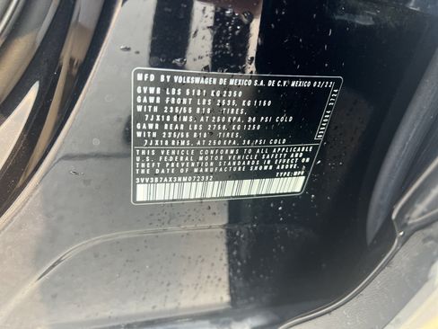 Certified 2022 Volkswagen Tiguan SE FWD image 30
