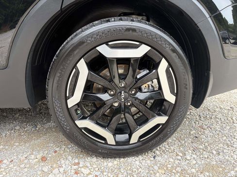 Used 2025 Kia Telluride S FWD image 30