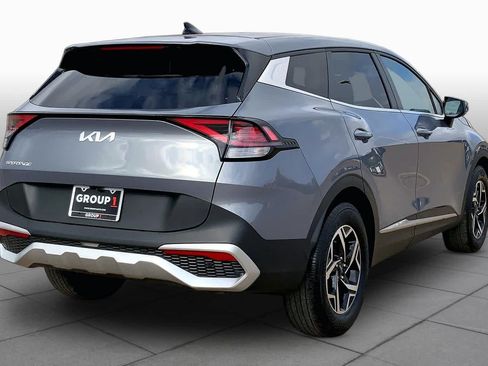 Used 2025 Kia Sportage LX FWD image 13