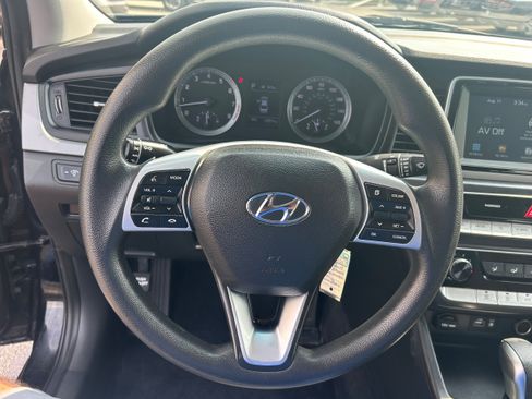 Used 2019 Hyundai Sonata SE image 6