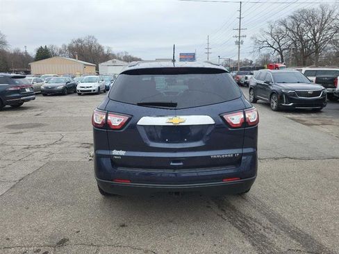 Used 2015 Chevrolet Traverse LT w/ Style and Technology Package image 6