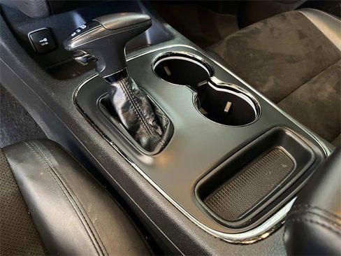 Used 2020 Dodge Durango GT image 31