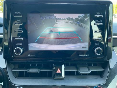 Used 2021 Toyota Corolla L w/ Carpet Mat Package (TMS) FWD image 16