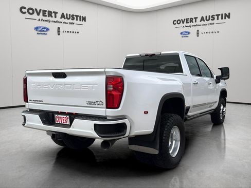 Used 2024 Chevrolet Silverado 3500 High Country w/ Technology Package image 5