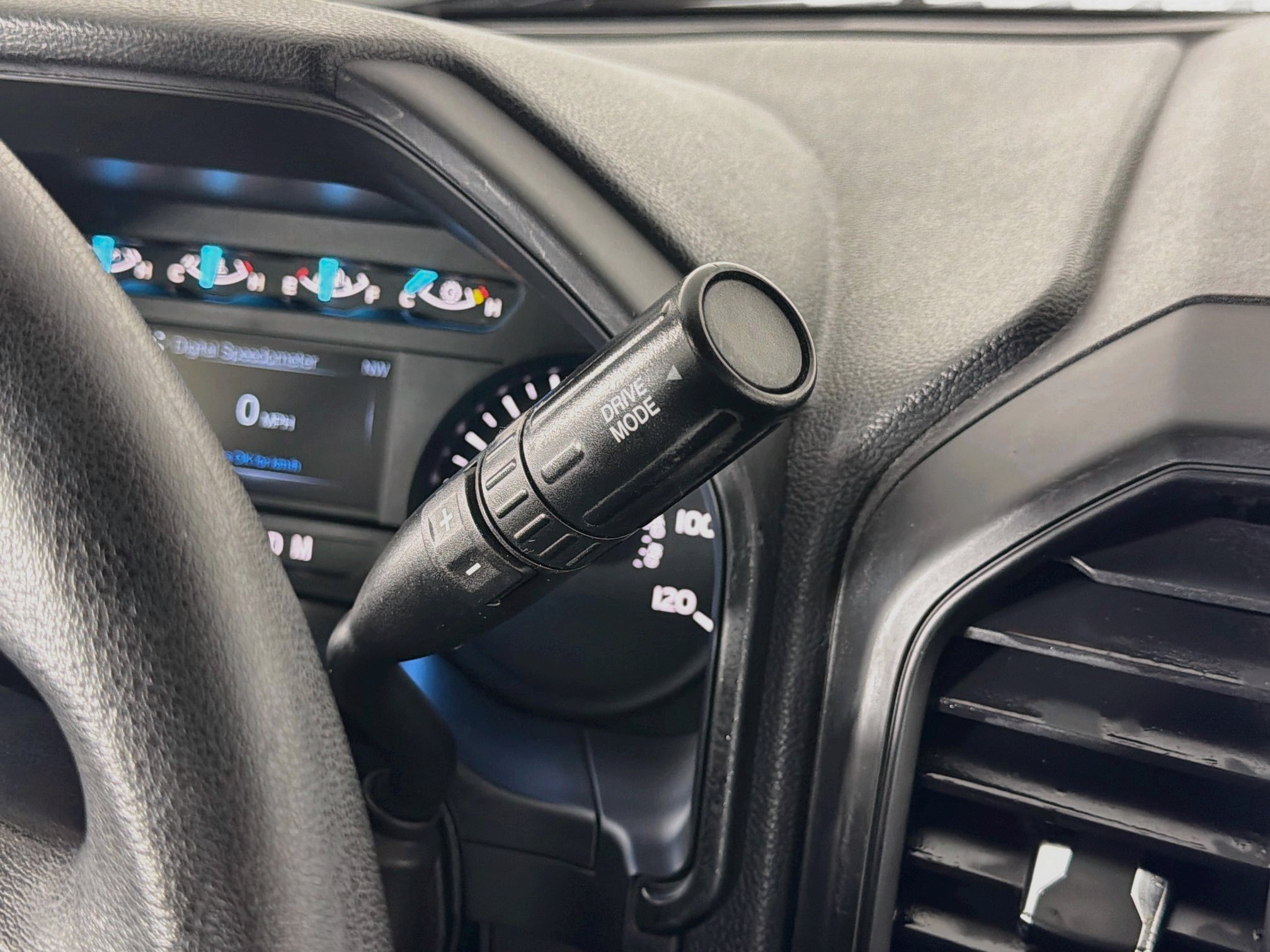 Used 2018 Ford F150 XL w/ Equipment Group 101A Mid RWD image 23