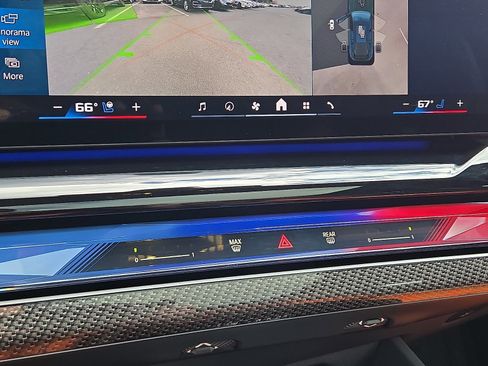 Used 2025 BMW M5 Touring w/ M Driver's Package image 16