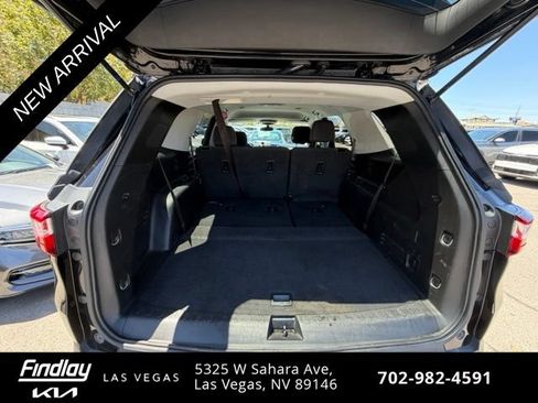 Used 2020 Chevrolet Traverse LS w/ LPO, Cargo Package FWD image 11