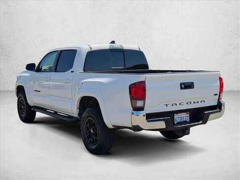 Used 2020 Toyota Tacoma SR5 RWD image 7