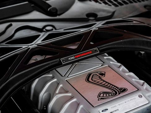 Used 2022 Ford Mustang Shelby GT500 w/ Technology Package image 99