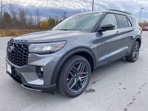 New 2026 Ford Explorer ST-Line w/ ST-Line Street Pack AWD/4WD image 6