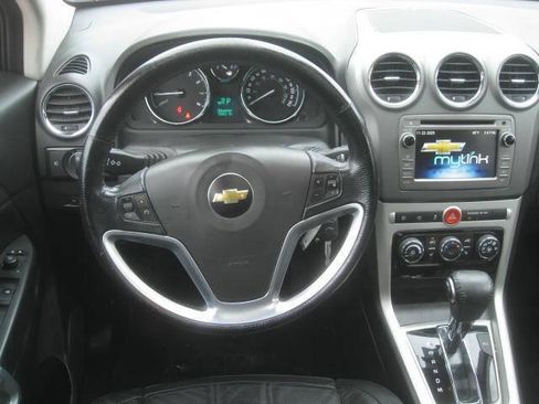 Used 2014 Chevrolet Captiva Sport LTZ image 12